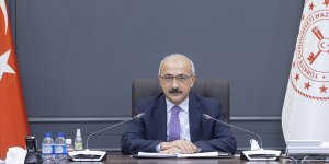 Lütfi Elvan: Esnaf kardeşlerimin sorunlarını en aza indirmek adına destek mekanizmalarını devreye aldık
