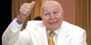 Türk siyasetinin 'Erbakan Hoca'sı vefatının 10'uncu yılında anılıyor