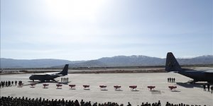 Bitlis'te helikopter kazasında şehit olan 11 asker için Elazığ'da uğurlama töreni düzenlendi