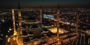 Hazreti Muhammed'in Allah'ın huzuruna yükseldiği Miraç gecesi idrak edilecek!