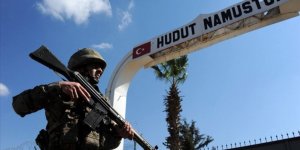 Suriye'den yasa dışı yollarla Türkiye'ye girmeye çalışan 11 kişi yakalandı