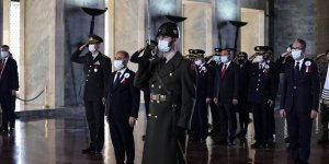Emniyet Genel Müdürü Aktaş ve beraberindekiler Anıtkabir'i ziyaret etti!