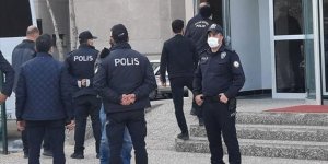 Bazı emekli amirallerin bildirisine ilişkin soruşturmada şüpheliler için ek gözaltı süresi alındı