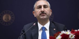 Adalet Bakanı Abdulhamit Gül'ün annesi vefat etti
