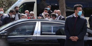 Cumhurbaşkanı Erdoğan, Tarabya'daki minibüsçülerle sohbet etti