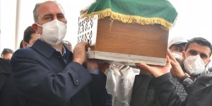 Adalet Bakanı Gül'ün annesi Saliha Gül, Gaziantep'te son yolculuğuna uğurlandı