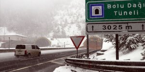 Bolu Dağı'nda kar kalınlığı 20 santimetreye ulaştı