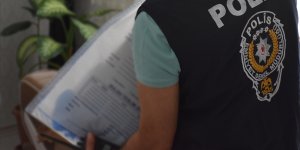 İfadeye çağrılan emekli amirallerden İstanbul'da oturanların evlerinde arama yapıldı
