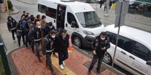 FETÖ'nün TSK ve emniyet yapılanmasına yönelik İzmir merkezli operasyonda 27 şüpheli tutuklandı