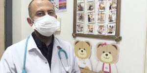 'Hastaların yoğun bakımlarda yaşadığı acıları görseler aşı olurlar'