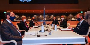 5+1 gayriresmi Kıbrıs konferansı ikinci gününde Cenevre'de devam ediyor