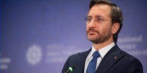 Fahrettin Altun, Diyarbakır Anneleri'nin yer aldığı videolu paylaşımla Anneler Günü'nü kutladı
