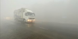 Bolu Dağı'nda sağanak ve yoğun sis ulaşımı olumsuz etkiliyor