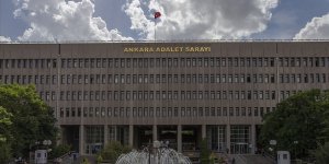 ABD'de yayımlanan Cumhurbaşkanı Erdoğan'a hakaret içeren ilanlara ilişkin FETÖ firarisi 2 şüpheli için fezleke düzenledi