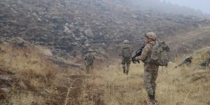Siirt'te PKK'lı teröristlerden üs bölgesine uzun namlulu silahlarla saldırı: 1 şehit, 1 yaralı