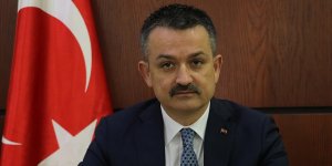 Pakdemirli: Yetiştiricilerimizi yüksek yem maliyetleri altında ezdirmeyeceğiz