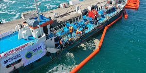 Kurum, Marmara Denizi'nden 11 günde 4 bin 202 metreküp müsilaj temizlendiğini bildirdi