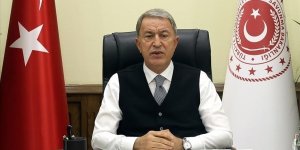 Bakan Akar ile Afgan mevkidaşı, Hamid Karzai Uluslararası Havalimanı'nın güvenliğini görüştü