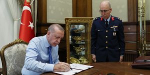 YAŞ kararları açıklandı: 17 general ve amiral bir üst rütbeye, 56 albay ise general ve amiralliğe yükseltildi