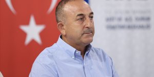 Bakan Çavuşoğlu: Ağır hasarlı binalar yıkılacak, yeni konutlar inşa edilecek