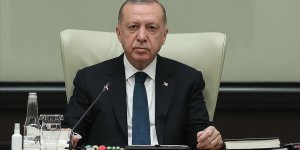 Cumhurbaşkanı Erdoğan: Sınırlarda ördüğümüz duvarlarla giriş-çıkışları tamamen engellemiş olacağız