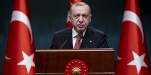 Cumhurbaşkanı Erdoğan'dan Özbekistan'a Kutlama