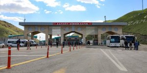 Gümrük kapılarında düzensiz göç hareketlerine karşı teyakkuza geçildi