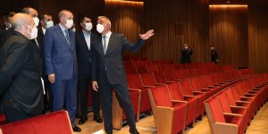 Cumhurbaşkanı Erdoğan, AKM'de incelemelerde bulundu