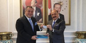 Türkiye'de yabancı girişimciye 'Turkuaz Kart' uygulaması başladı