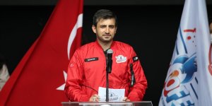 Bayraktar: TEKNOFEST yılmadan azimle çalışan milletimizin asil ruhudur