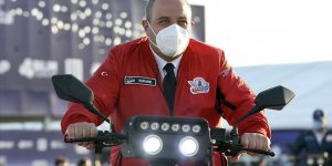 Bakan Varank, TEKNOFEST'te TÜBİTAK standını ziyaret etti