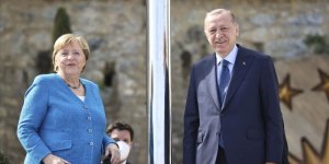 Almanya Başbakanı Merkel, Cumhurbaşkanı Erdoğan ile görüşme için Huber Köşkü'ne geldi