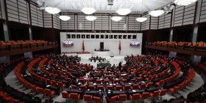 Yurt dışına asker gönderme tezkereleri TBMM'de