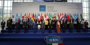 Cumhurbaşkanı Erdoğan G20 Liderler Zirvesi'nde aile fotoğrafı çekimine katıldı
