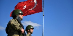 Türkiye'ye girmeye çalışan terörist sınırda yakalandı
