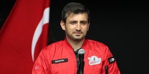 Selçuk Bayraktar'dan 'Özdemir Bayraktar Milli Teknoloji Burs Programı' çağrısı