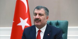 Koca: Türkiye'de yeni dönemde kapatmalarla Kovid-19 salgınını yönetmeyi düşünmüyoruz