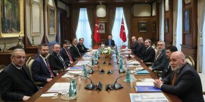 Cumhurbaşkanı Erdoğan, Bakan Bilgin ile Memur-Sen ve Türkiye Kamu-Sen heyetini kabul etti