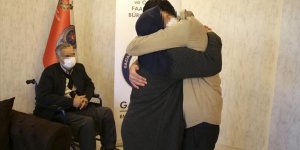 Polisin ikna çalışması sonucu teslim olan terörist Gaziantep'te ailesiyle buluşturuldu