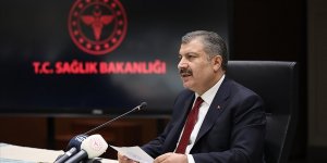 Sağlık Bakanı Koca: Pozitif vakaların karantina süresi 7 gün olarak belirlenmiştir