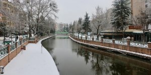 ESKİŞEHİR'DE KAR YAĞIŞI MANZARALARI