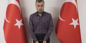 Necip Hablemitoğlu suikastinin katil zanlılarından Nuri Gökhan Bozkır, Emniyet'e teslim edildi