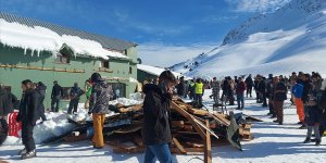 Saklıkent Kayak Merkezi'nde sundurmanın çökmesi sonucu 8 kişi yaralandı