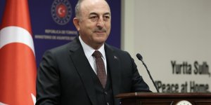 Dışişleri Bakanı Çavuşoğlu: Ukrayna'daki Türk vatandaşlarının karadan tahliye süreci başladı