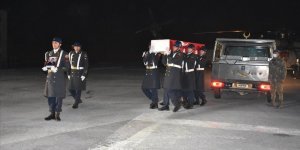 Hakkari'de şehit olan asker için tören düzenlendi