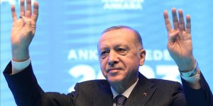 Cumhurbaşkanı Erdoğan: Yuvarlak masa etrafında yer beğenmeyenlere milletim gereken yeri gösterecektir