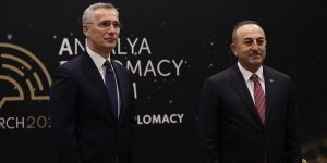 Çavuşoğlu, Stoltenberg ile Karadağ ve Kuzey Makedonyalı mevkidaşlarıyla görüştü