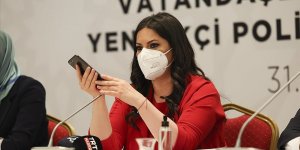 Erdoğan, AK Parti'de Romanlara yönelik çalıştayda katılımcılara telefonda seslendi