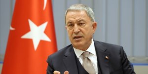 Akar: Mariupol'deki sivil ve yaralıların denizden tahliyesi konusunda gemi desteği verebiliriz