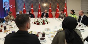 Cumhurbaşkanı Erdoğan güvenlik güçleriyle iftarda bir araya geldi
